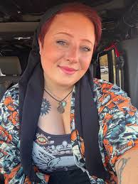 Merry morning, magical friends!✨ I don't personally celebrate Thanksgiving,  being Pagan. But the energy of gratitude is in the air. What are you  thankful for? I'll start! 🌟 I am so thankful