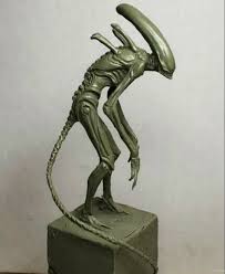 How To Make A Skeleton Model Out Of Clay Everything Sfx On Instagram Xenomorph Stood Upon The Block Of Clay Used To Create It Sculpted By One Of Our Fa Xenomorph Sculpture Clay Easy Clay Sculptures