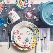 Garden Floral 16 Piece Dinnerware Set Sur La Table Easter Dinnerware Floral Dishes Dinnerware Floral