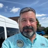 Shawn Giroux's Instagram, Twitter & Facebook