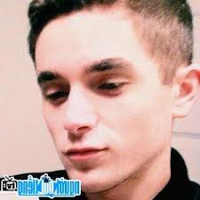 Nghệ sĩ dance Nick Dobbs