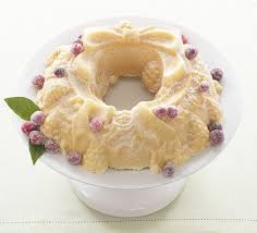 The shape is inspired by a traditional european cake known as gugelhupf, but bundt cakes are not generally associated with any single recipe. Nordic Ware Holiday Wreath Bundt Cake Pan