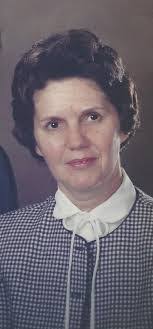 Elnora Knox's Instagram, Twitter & Facebook