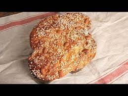 She came to the us from italy to live with her father. Colomba Pasquale Easter Panettone Episode 1239 Youtube Laura In The Kitchen Recipe Recipes Italian Christmas Desserts