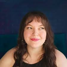 I love when romance authors put cats as pets in books. Genius. Like a hot  male main character becoming obsessed with a this little cat is legit my  fave.