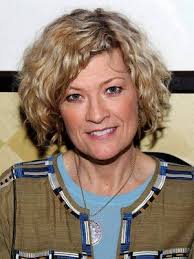 Dana Wheeler-Nicholson • Height, Weight, Size, Body Measurements,  Biography, Wiki, Age