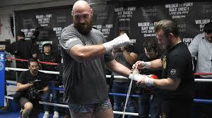 However, fury isn't sure that the the historic exhibition will happen after he says espn appeared to cool their interest. Tyson Fury Im Stern Habe Jeden Tag An Selbstmord Gedacht Stern De