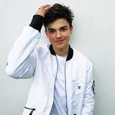 How to dress with swag for guys? 9 Style Tips For Teen Guys