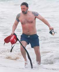 Ben affleck explained why he loves his controversial back tattoo of a large phoenix rising. Ben Affleck Reveals Massive Back Tattoo He Said Was Fake Pics