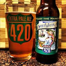 Craftbeer Beer 420fest Atlanta Georgia Sweetwaterbrew 420 Extrapaleale Iphoneography Sweetwaterbrew Drinking Beer Craft Beer I Like Beer