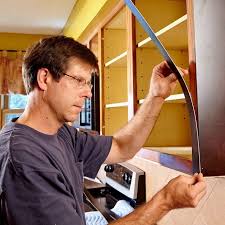 In addition to replacing cabinet doors and drawer fronts, cabinet refacing will typically involve either painting or adding a veneer to the cabinet boxes. Cabinet Refacing How To Reface Kitchen Cabinets Diy