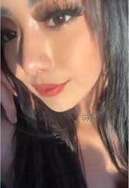 Alisson Ochoa's Instagram, Twitter & Facebook