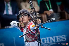 The target is 1.22 metres in diameter. Target Archery Hk Archery