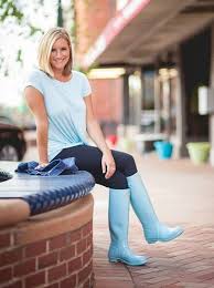 Woman Wearing Turquoise Hunter Boots Hunter Boots Boots Cute Rain Boots