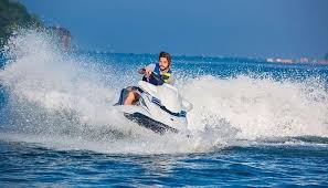 Caffeine addicts can get their cuppa at one of the few coffee roaster cafes in singapore, where the brews are said to be smoother and stronger in flavour. 12 Exciting Water Sports In Dubai For A Fun Vacation In 2021