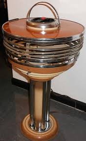 Rare 1930s Kisco Vintage Circulair Chrome Art Deco Fan Stand Ashtray Table Art Deco Home Art Deco Furniture Art Deco
