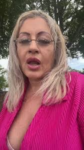 Elsa Lomeli's Instagram, Twitter & Facebook