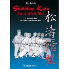 Karate kata are executed as a specified series of a variety of moves, with stepping and turning, while attempting to maintain perfect form. Book Shotokan Kata Up To Black Belt Fiore Tartaglia English Premierdan Com Shop Online Karate Kobudo