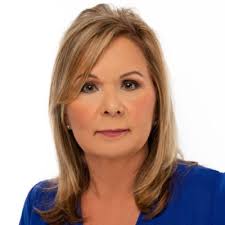 Ann Jean Raucci (@ajraucci)