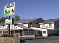 First Inn Of Pagosa Posts 420 Friendly On Sign Colorado Tourism House Styles Outdoor Decor