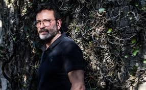 Lamento mucho el fallecimiento del gran monero antonio helguera. 5fkukngososzjm