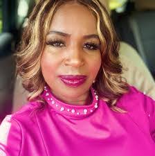 Sonja Smith's Instagram, Twitter & Facebook