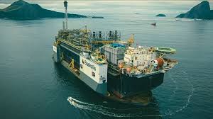 Boskalis, the dutch sea transport specialists, have taken on the task to carry the biggest spar platform. Boskalis Heavy Marine Transport P70 Fpso From China To Brazil Facebook