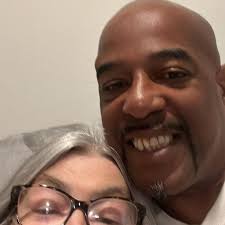 Reconnecting with old neighbors in Zoonieville