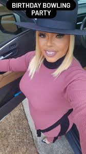 Had a good time last Friday with close friends and family. Bowling Birthday  Party was everything ...including @edgewoodheavy