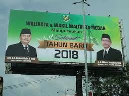 Lebih gila dari libur natal. Baliho Besar Segede Gaban Cuma Ucapan Selamat Tahun Baru Tak Ada Natal Di Kota Medan Martir News