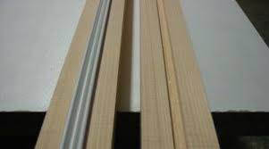 Visuel Du Tasseau Avec Le Rail En Plastique Porte Coulissante Meuble Rangement Porte Diy