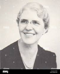 Nourse hi-res stock photography and images