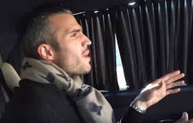 Kelly, from his double album, r (1998). Video Rvp Sings R Kelly S When A Woman S Fed Up In Car