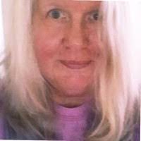 Susan Kinsey's Instagram, Twitter & Facebook