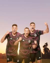 Experimento de web automática de imagenes. Seleccion Mexicana Jersey Negro Y Rosa De Local Presentado Oficialmente