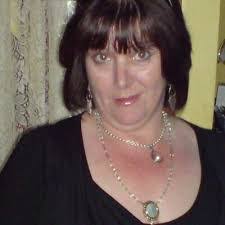 Delia Morris's Instagram, Twitter & Facebook