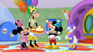 La interfaz de videos la casa de mickey mouse es tan sencilla que incluso los niños podrán hacer uso de ella sin la supervisión de un adulto. La Casa De Mickey Mouse Mouse Cumpleanos Youtube