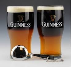 Black And Blue Beer Mix St Paddy S Day Is Always A Fun One You Can Celebrate With A Black And Tan This Is A Fun Beer Cocktail Layered With Beer Cocktails Black And Tan Beer Beer