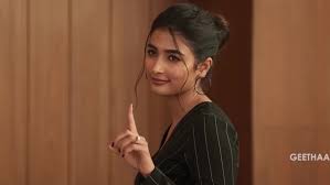 Ala vaikuntapuramlo fight spoof | singaraya konda chichara pidugulu fight scene. Pooja Hegde Celebrity Style In Interview Geetha Arts 2020 From Interview Charmboard