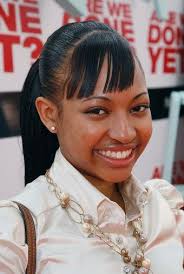 Who is Aleisha Allen dating? Aleisha Allen boyfriend, husband