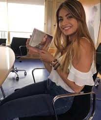 Una vita la fianco di carla fracci. Emma Vi Aspetta Oggi Per Il Emma Muscat Fanclub Facebook