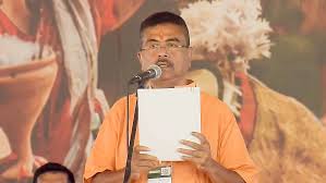 शुभेंदु अधिकारी ने मुख्यमंत्री के रूप में शपथ ली, बंगाल की पहली BJP सरकार  का नेतृत्व करेंगे, ऐसा रहा है राजनीतिक सफर