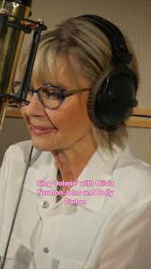 Olivia Newton John and Dolly Parton