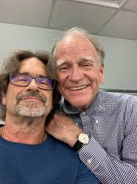 Bonnie sings Dolly Parton's Jolene in 4 part harmony