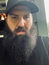 Guess who just went 365 growing his natural beard. MADE THE YEARD CLUB!!!!!  : r/beards