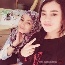 Suaminya, pelawak shuib sepahtu berkata dia sememangnya mahu menambah cahaya mata lagi. 6 Gambar Anak Saudara Siti Nurhaliza Yang Cantik Manis Edisi Akhir Zaman
