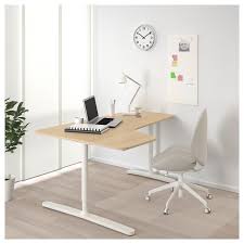 Le skadis de ikea qui me faisait de l'oeil depuis fort longtemps ! Bekant Bureau D Angle Gch Plaque Chene Blanchi Blanc 160x110 Cm Ikea Bureau Angle Ikea Assis Debout