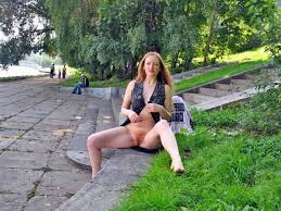 Public Flash Porn Pic - EPORNER