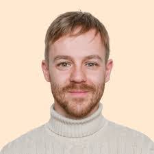 Sam Davies's Instagram, Twitter & Facebook