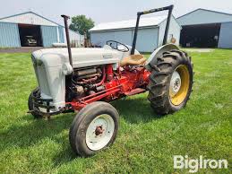 Ford 850 Tractor
